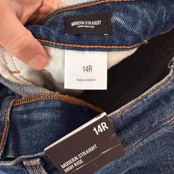 Express Modern Straight High Rise Blue Jeans - Picture 5 of 8